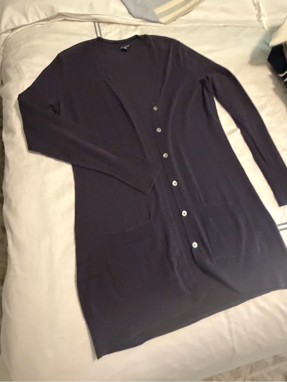 Landsend - Long Button-Front Women's Cardigan Sweater - Navy XS